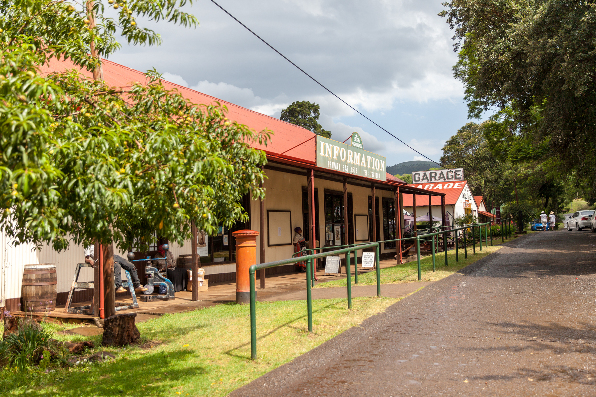 Diamond Dive Boat Lambertd Bay